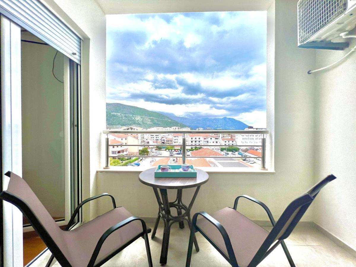 Azure Apartment Budva